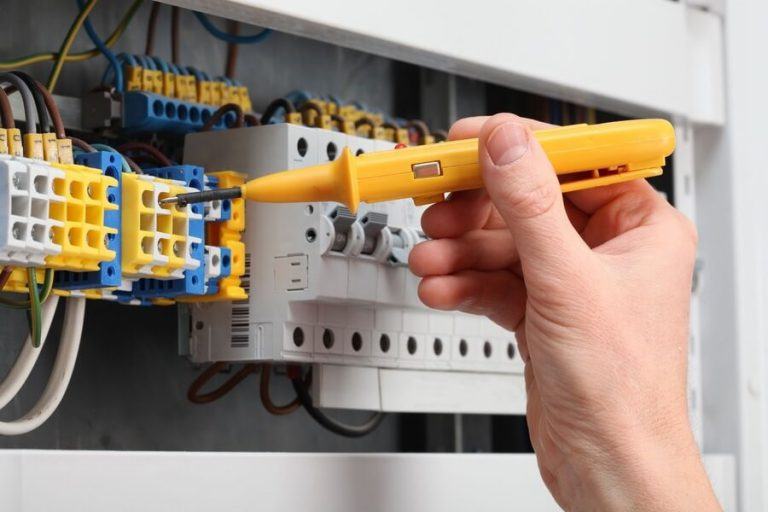 Những tố chất cần có khi học Điện – Điện tử