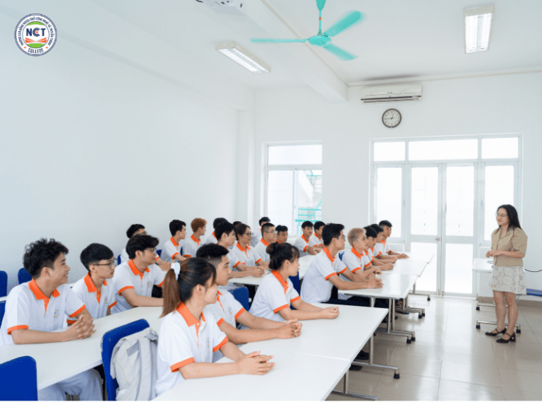 Chân dung sinh viên ngành tiếng Hàn Quốc