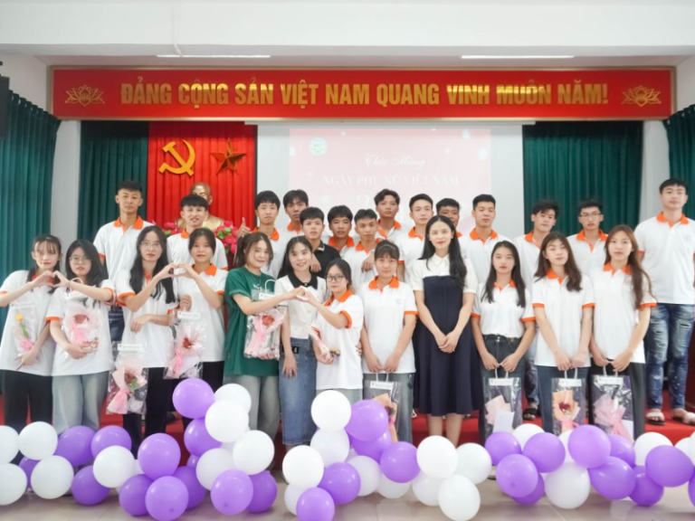 Chúc mừng ngày phụ nữ Việt Nam 20/10 trường Cao đẳng Ngoại ngữ – Công nghệ và Truyền thông