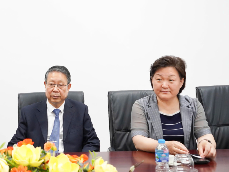 Ông GS. Guo Yi (Quách Nghĩa) – Phó Hiệu trưởng của Trường Đại học Trung y dược Thiên Tân (Trung Quốc) phát biểu