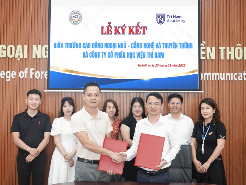 Lễ ký kết hợp tác giữa Trường Cao đẳng Ngoại ngữ - Công nghệ và Truyền thông và Công ty Cổ phần Học viện Trí Nam - ảnh 6