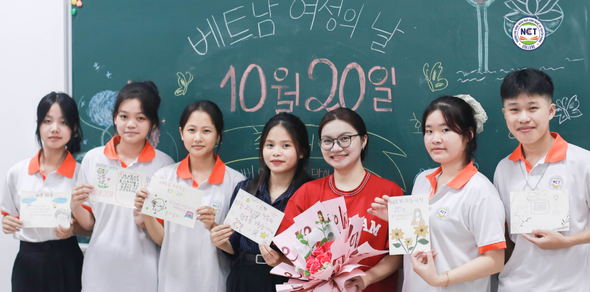 inh viên ngành Tiếng Hàn NCT College lan tỏa yêu thương qua những tấm thiệp viết tay