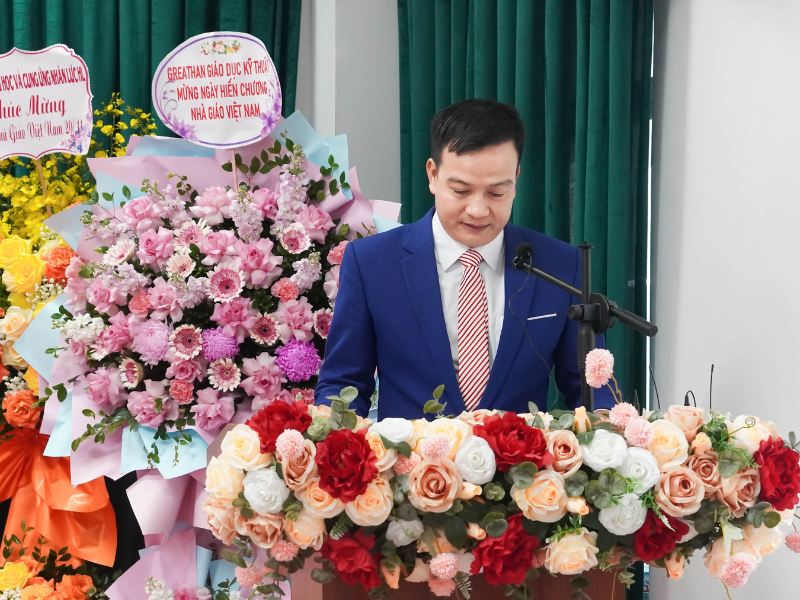 ThS. Mã Văn Xuân – Phó Hiệu trưởng Nhà trường công bố Quyết định