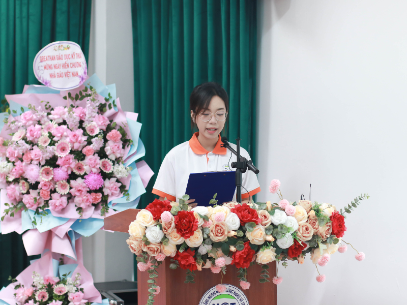 Sinh viên Chu Hồng Quyên - Đại diện sinh viên phát biểu