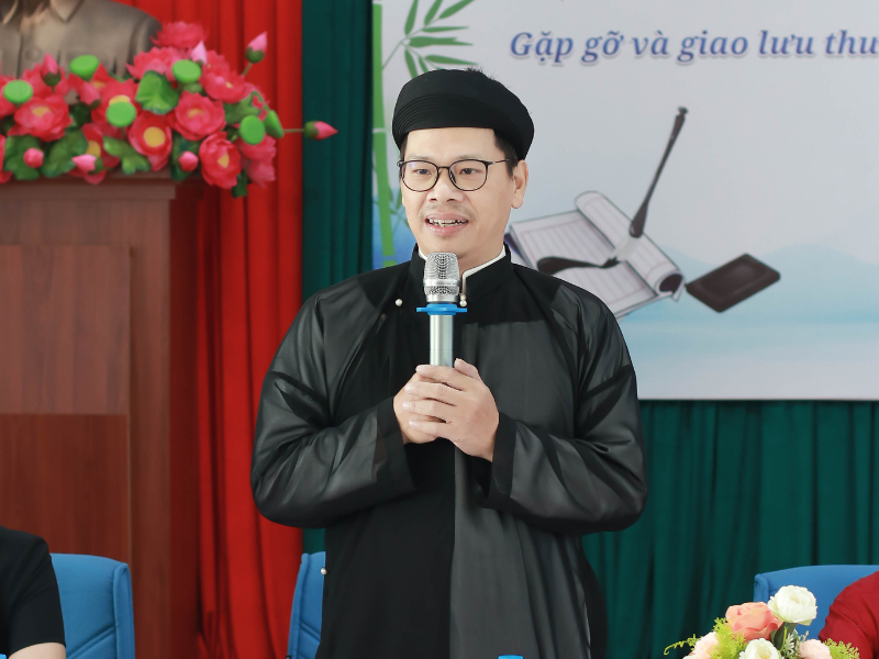 Thạc sĩ – Thư pháp gia Nguyễn Văn Nguyên