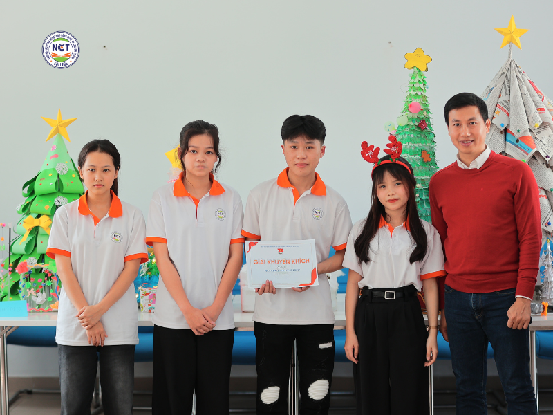 Rộn ràng khoảnh khắc rực rỡ tại "Ngày hội Giáng sinh - NCT Christmas Fest 2025" 