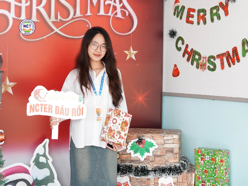 Không khí Giáng sinh đã chính thức gõ cửa NCT College