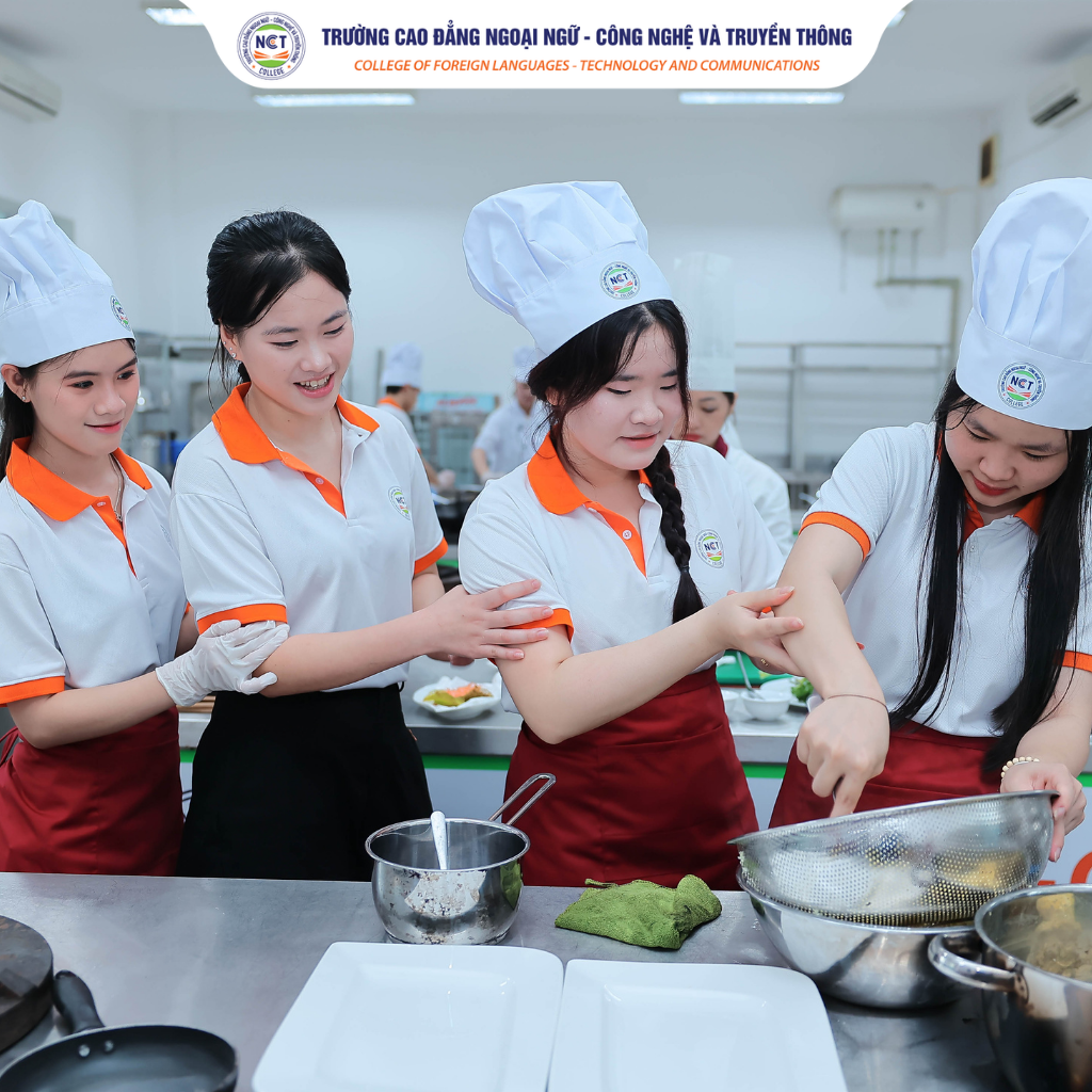 Ngành Kỹ thuật chế biến món ăn lương bao nhiêu?
