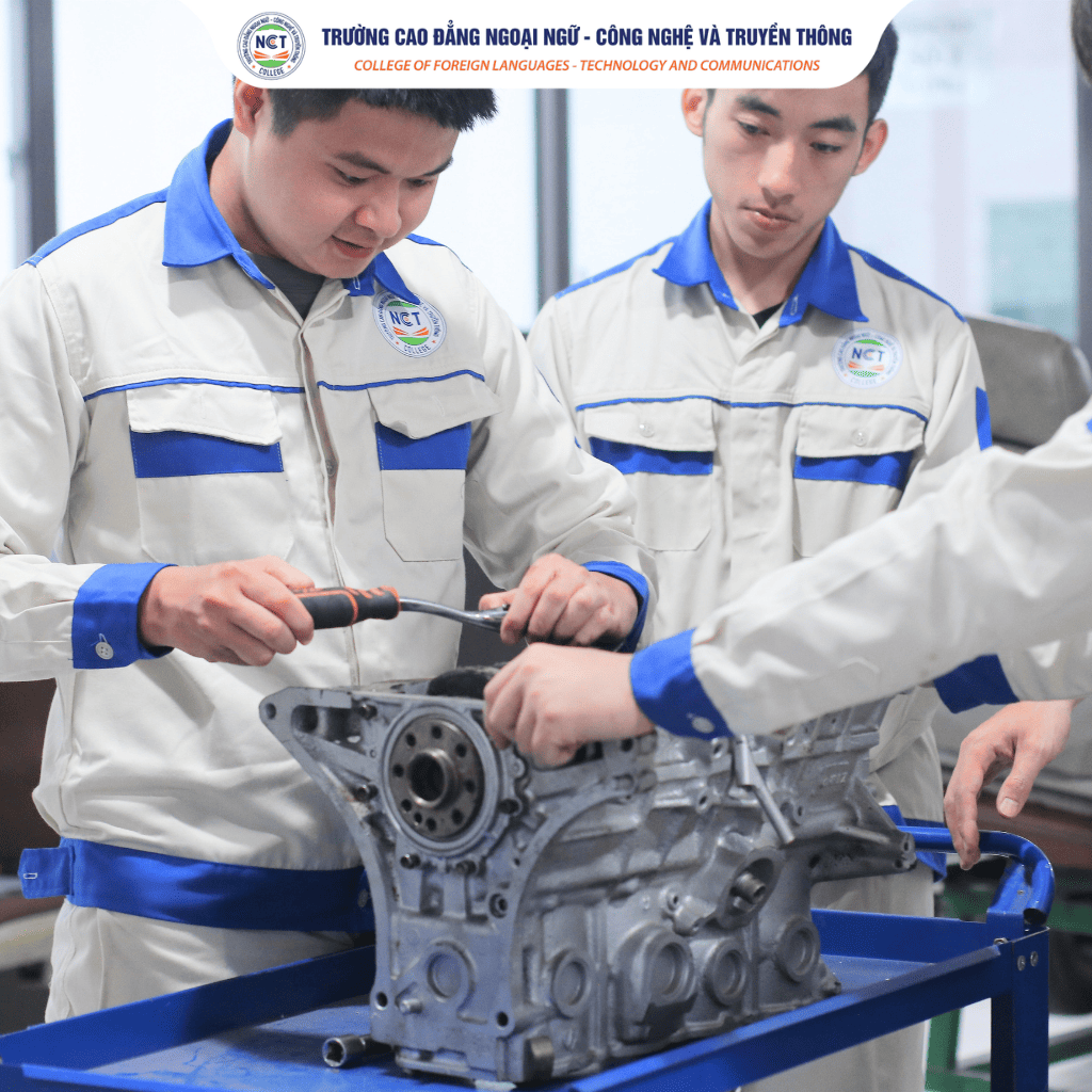 Ngành Công Nghệ Ô tô ra làm gì?