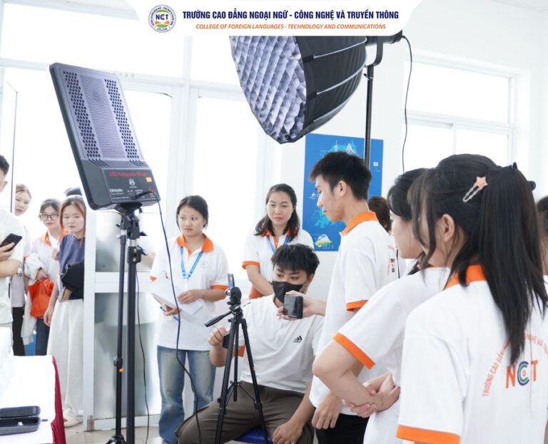 Học ngành Truyền thông đa phương tiện cần tố chất gì? 