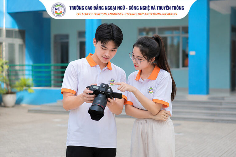 Ngành Truyền thông đa phương tiện khác ngành Thiết kế đồ họa như thế nào?