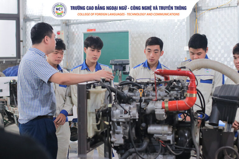 Con gái có nên học ngành Công nghệ ô tô không?