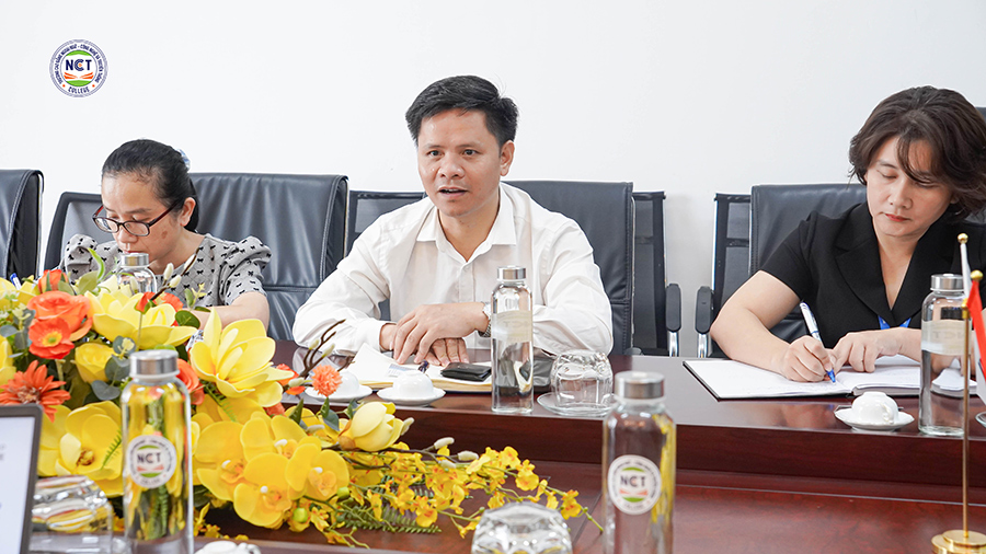 TS. Nguyễn Xuân Sang – Bí thư Chi bộ, Chủ tịch Hội đồng trường, Hiệu trưởng phát biểu