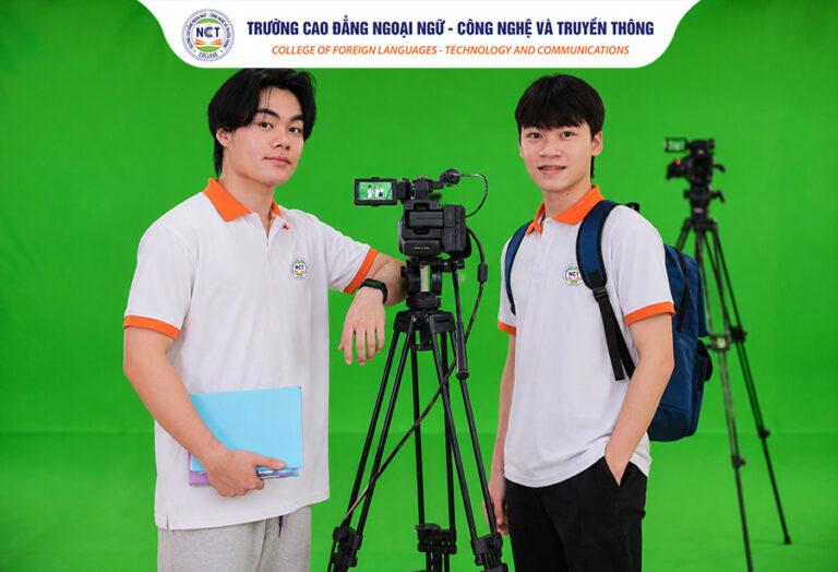 Sinh viên Truyền thông đa phương tiện NCT College “nhập vai” Content Creator cùng chuyên gia Trung Quốc ngay tại giảng đường