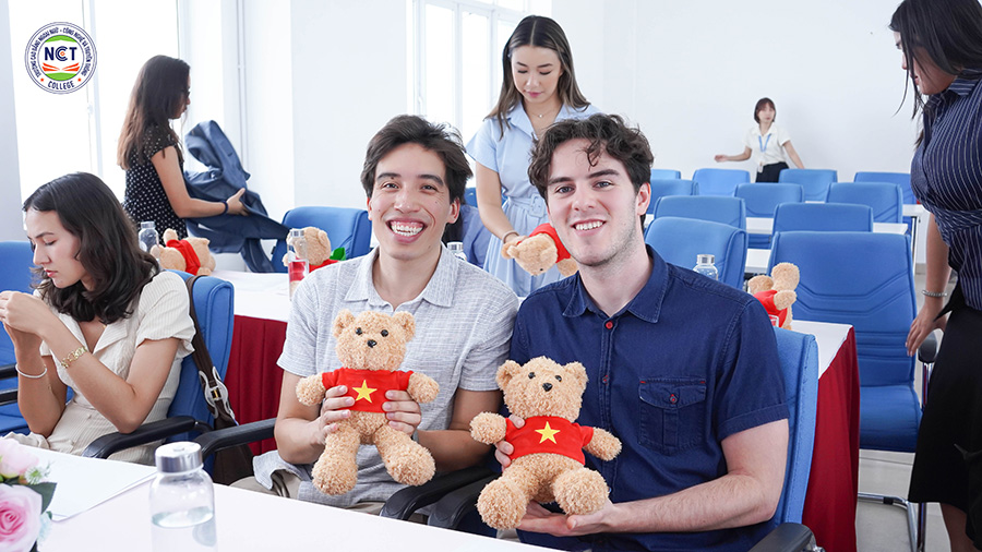 NCT College chào đón đoàn Trợ giảng Tiếng Anh Fulbright Hoa Kỳ đến thực giảng - Mở rộng trải nghiệm học tập quốc tế cho sinh viên