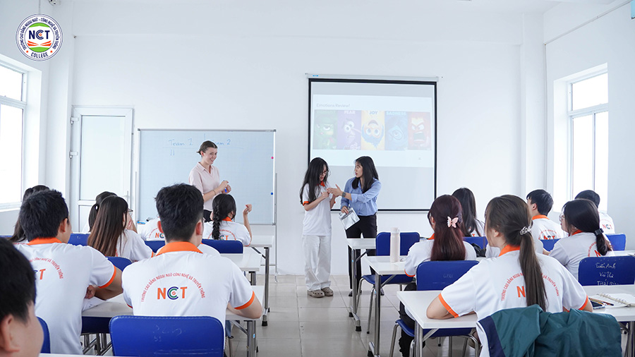 NCT College chào đón đoàn Trợ giảng Tiếng Anh Fulbright Hoa Kỳ đến thực giảng - Mở rộng trải nghiệm học tập quốc tế cho sinh viên