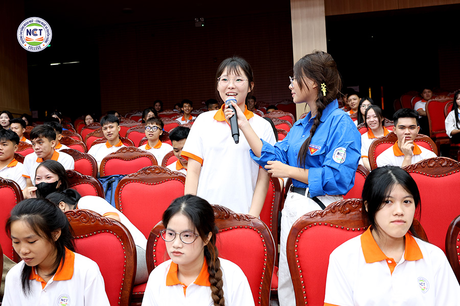 NCT College bùng nổ chương trình Chính trị đầu khóa đợt 1 – Chào đón tân sinh viên K12