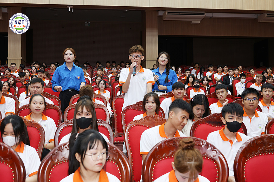 NCT College bùng nổ chương trình Chính trị đầu khóa đợt 1 – Chào đón tân sinh viên K12
