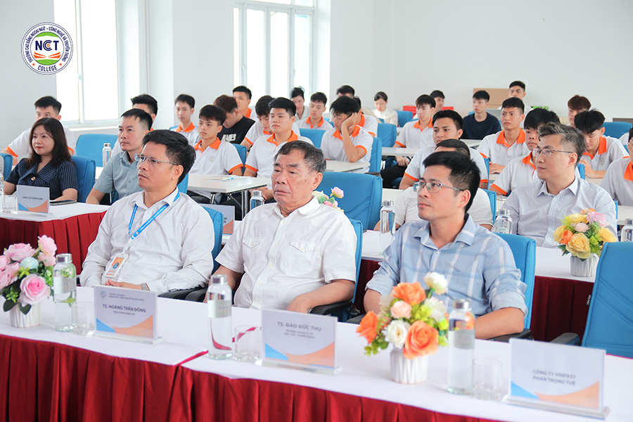Sinh viên NCT College gặp gỡ doanh nghiệp: Kết nối đam mê, khơi dậy tiềm năng