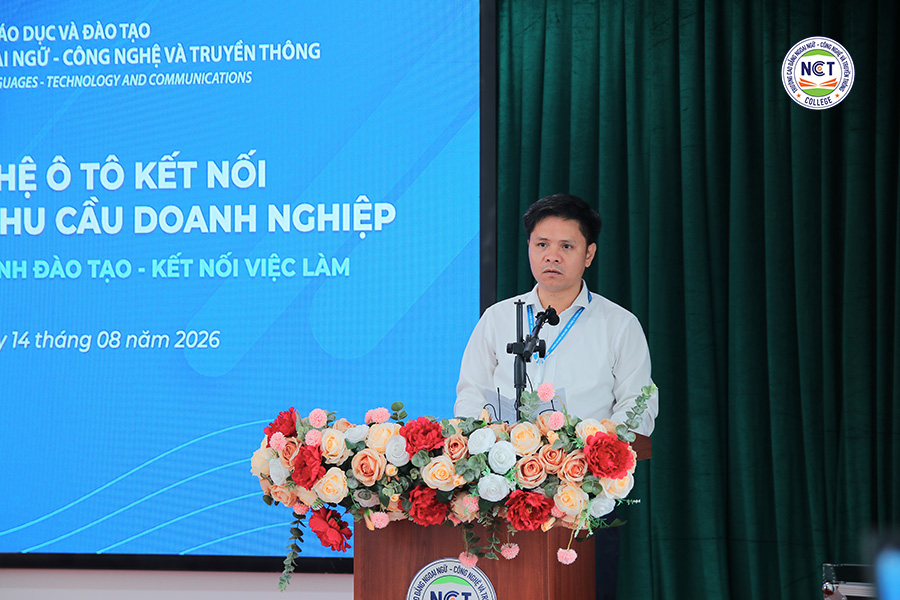 TS. Nguyễn Xuân Sang – Bí thư Chi bộ, Chủ tịch Hội đồng trường, Hiệu trưởng NCT College phát biểu